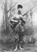 Theodore Roosevelt wearing buckskin in an 1885 portrait