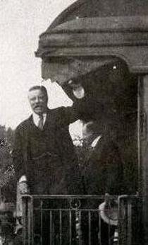 Historic image from the October 1912 Theodore Roosevelt whistle-stop page