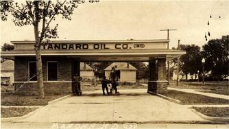 Historic image from the The Roar of the Twenties 1920-1929 page