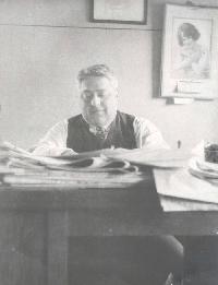 Historic image from the Earle Herbert Tostevin (1889-1933) page