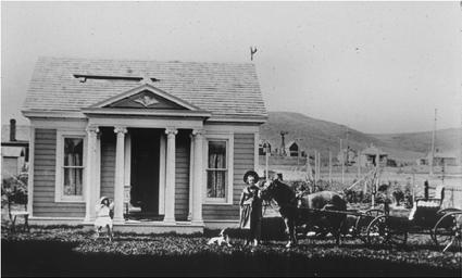 Historic image from the Hiram Rogers Lyon (1856-1921) page