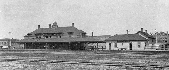 Historic image from the NP "Queen Anne" Railway Depot page