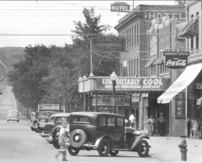 Historic image from the Palace Theatre page