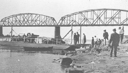 Historic image from the "Red Trail" aka State Route 3 page