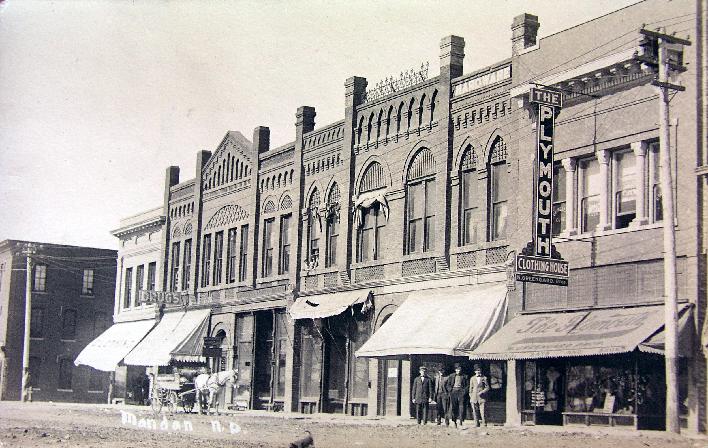 Pioneer Block in 1916