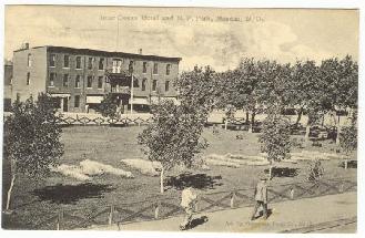 Inter-Ocean Hotel and Northern Pacific park around 1912
