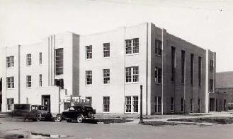 World War Memorial Building in the early 1940s