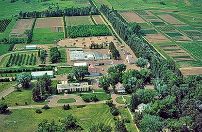 Historic image from the Northern Great Plains Experiment Station page